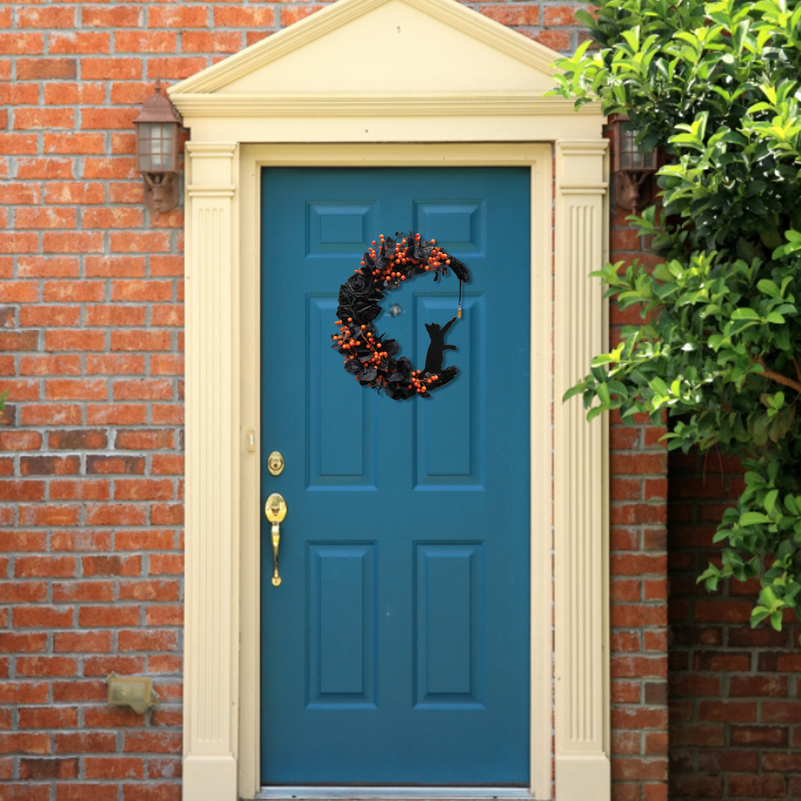 Gothic Rose and Moon Cat Wreath for Halloween - Image 2