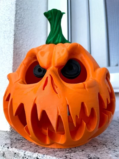 Giant Halloween Pumpkin Resin Decoration - Ghost Skull with Weird Facial Features, Halloween Decorations Halloween Ornaments